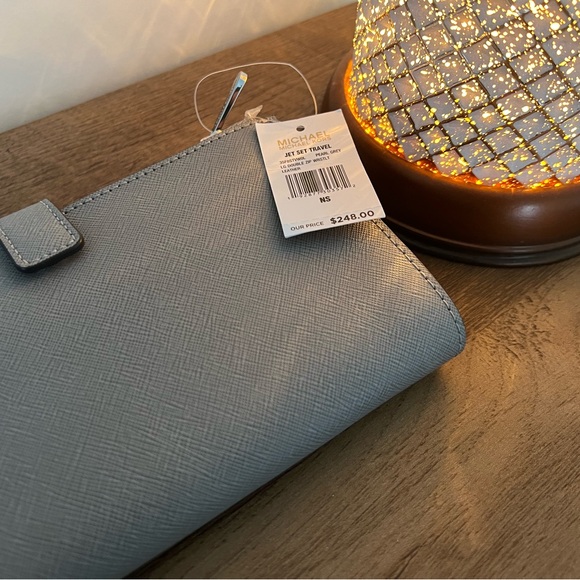 Michael Kors Gray Wallet - Picture 3 of 4